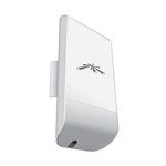 RADIOENLACE EXTERIOR CON ANTENA PANEL INTEG 13dBi UBIQUITI UB-LOCOM5